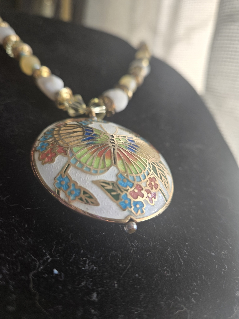 Vintage Cloisonné Butterfly Motif Pendant Necklace, Cloisonne And Stone Beads - Picture 4 of 13